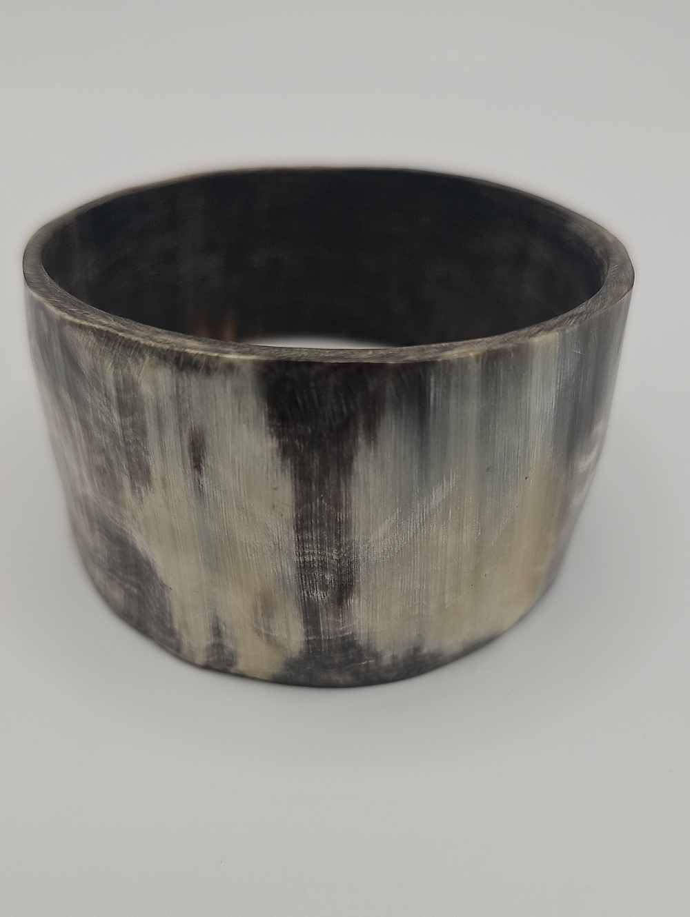 Handcrafted Horn-Effect Wide Bangle Bracelet in Black & Cream. Excellant Conditi